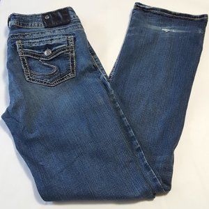 Silver Suki Medium Wash Mid Rise Slim Bootcut Jeans